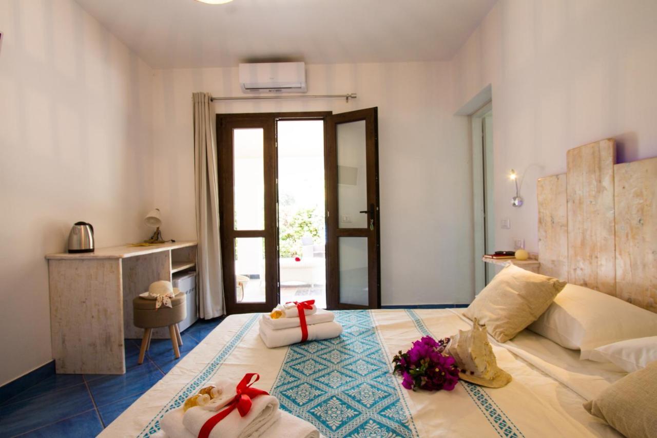 Suites Voce Del Mare Tertenìa Dış mekan fotoğraf